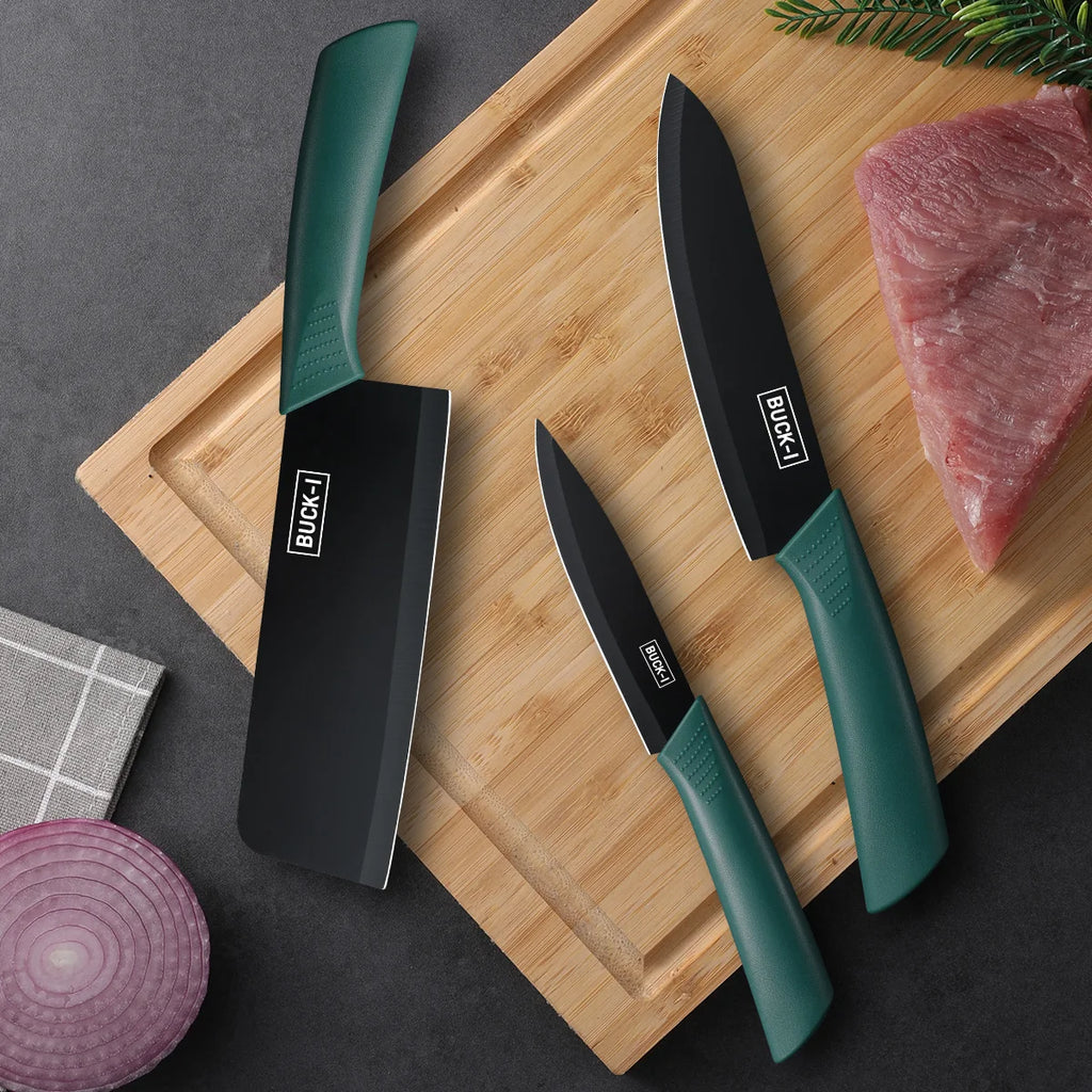 Kitchen knife set, including a small utility knife, chef's knife, and fruit knife with knife covers, for cutting meat, vegetable