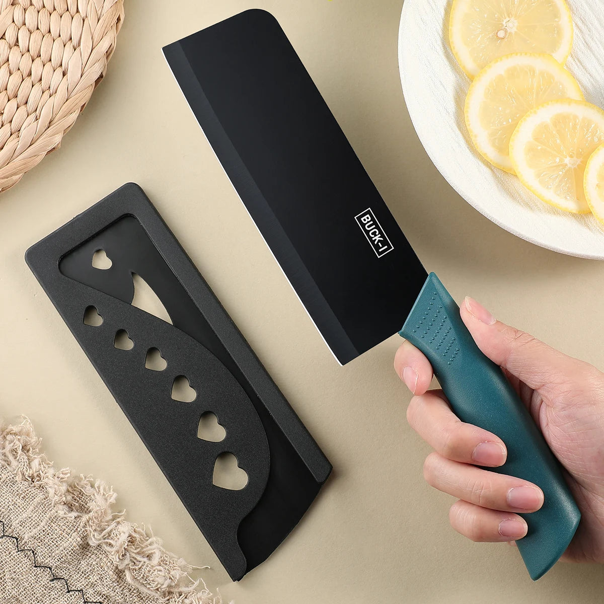 Kitchen knife set, including a small utility knife, chef's knife, and fruit knife with knife covers, for cutting meat, vegetable
