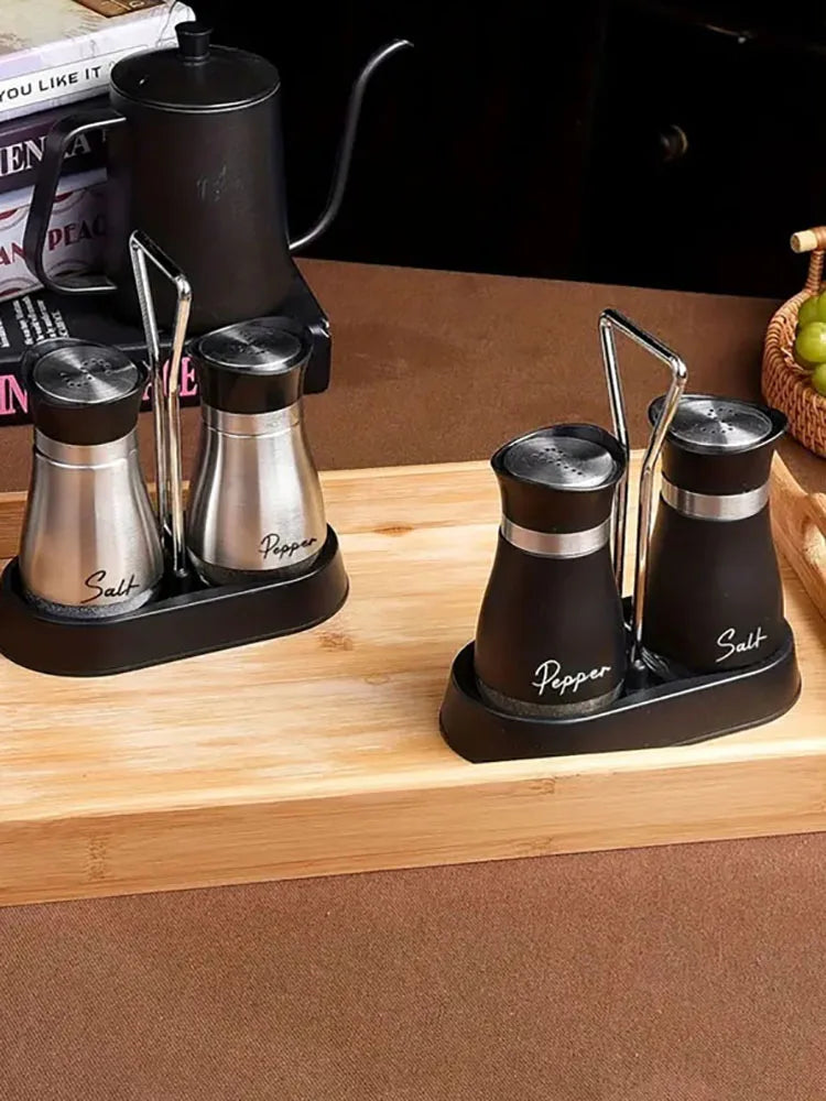 Kitchen Glass Spice Bottle Adjustable Refillable Salt and Pepper Shakers 2pcs Set with Shelf Spice Dispenser With Pour Holes